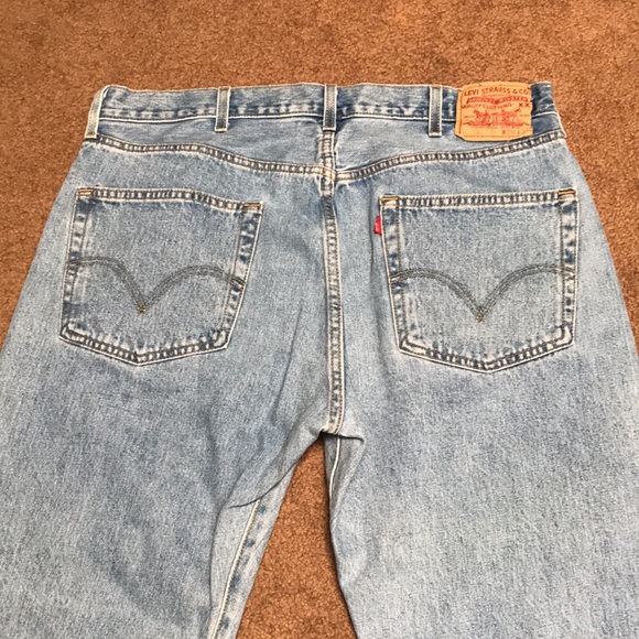 Men’s 90’s Vintage Levi’s - Picture 4 of 6